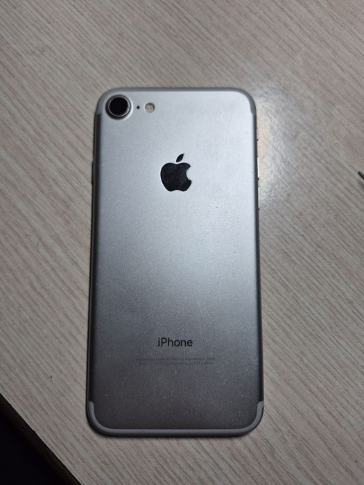 Деталі на айфон 7 опис