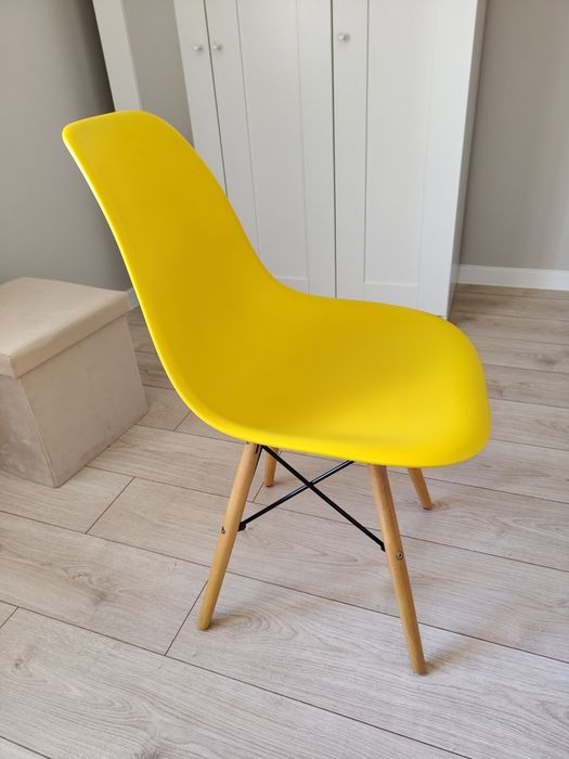 Krzesła żółte komplet 4 sztuki