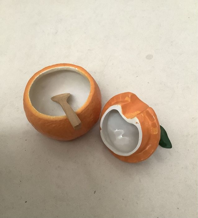 Orange-shaped ceramic container468574123674183682