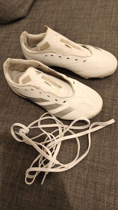 Adidas Predator korki piłkarskie rozm 34 białe