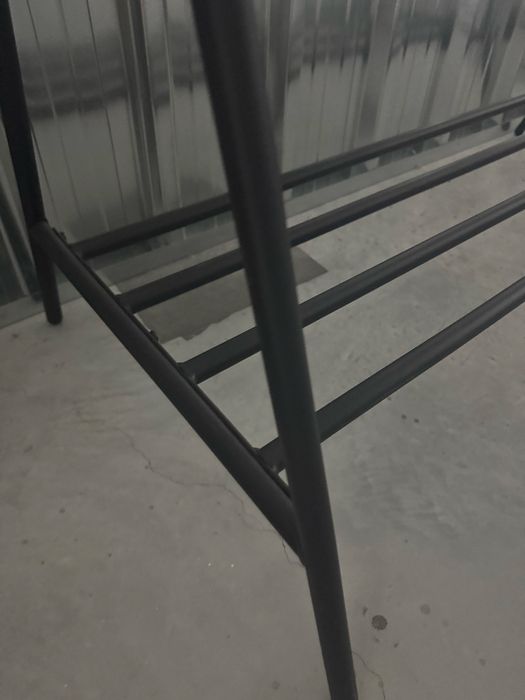 Suporte para cabides preto