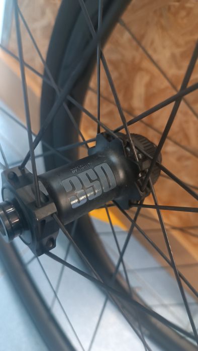 Rodas de carbono FFWD F3D (pouco usadas)