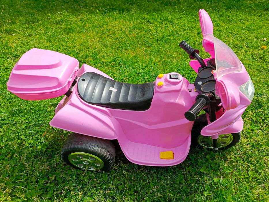 Motorek elektryczny