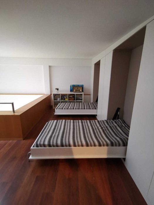 Apartamento T1+1 Duplex Loft mobilado e com varanda junto ao Hospital São João