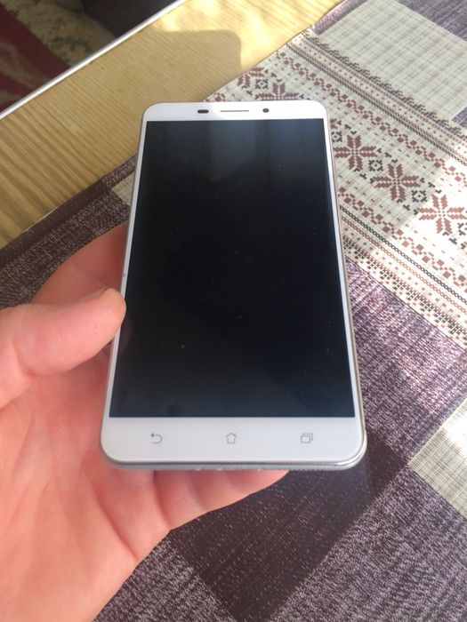 Продам Asus Z01BDC