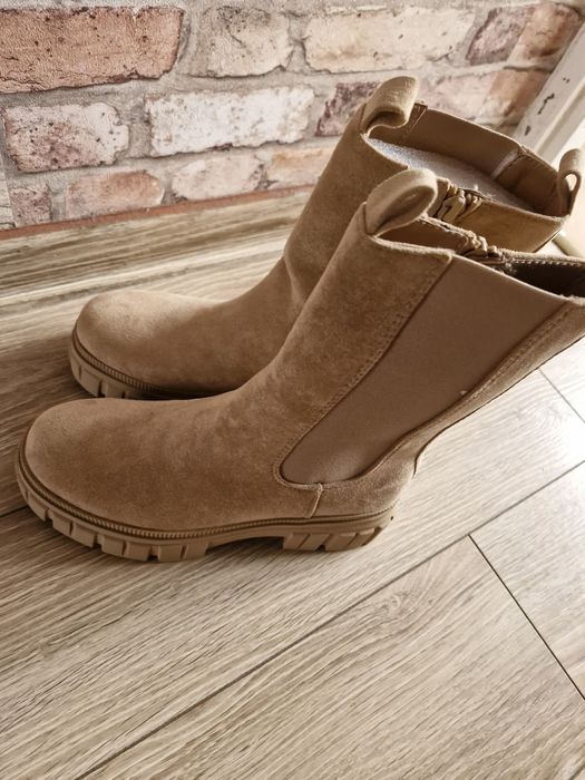 Nowe botki damskie 37