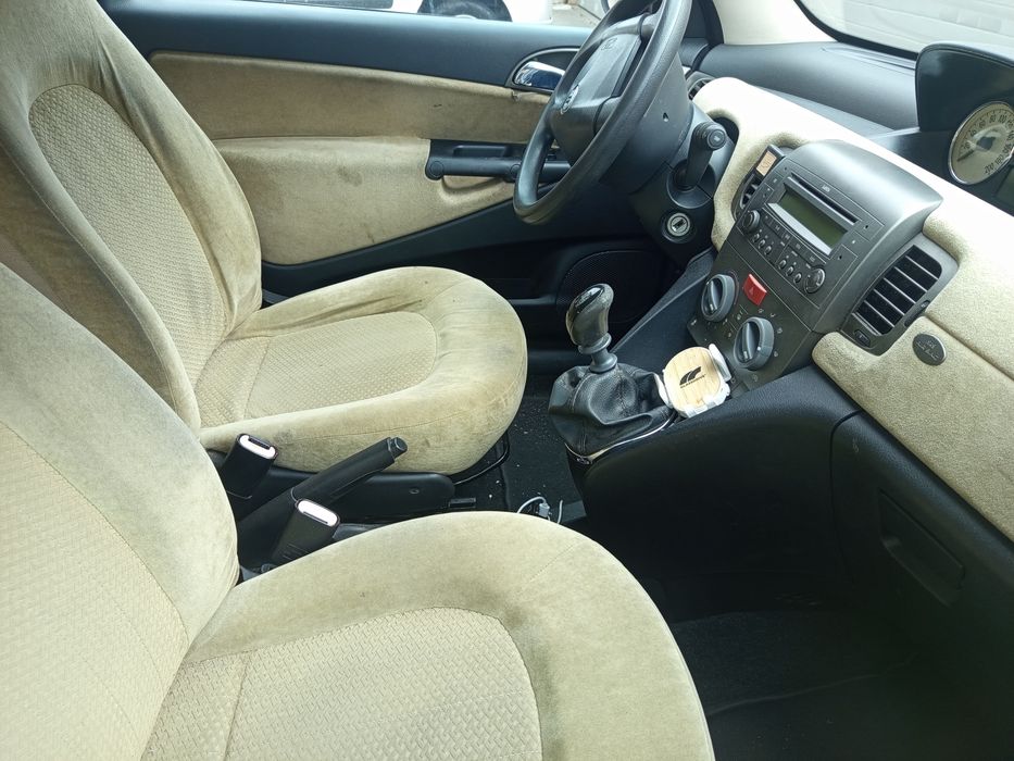 Lancia Ypsilon — fotografia 5