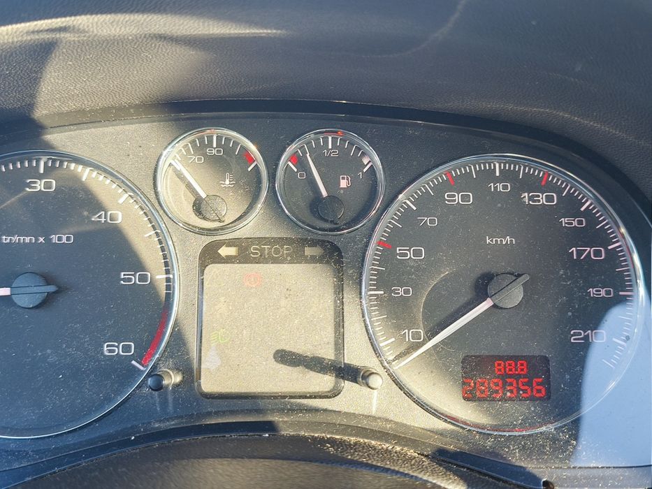 Peugeot 307  1,6 diesel kombi panorama 7osobowy