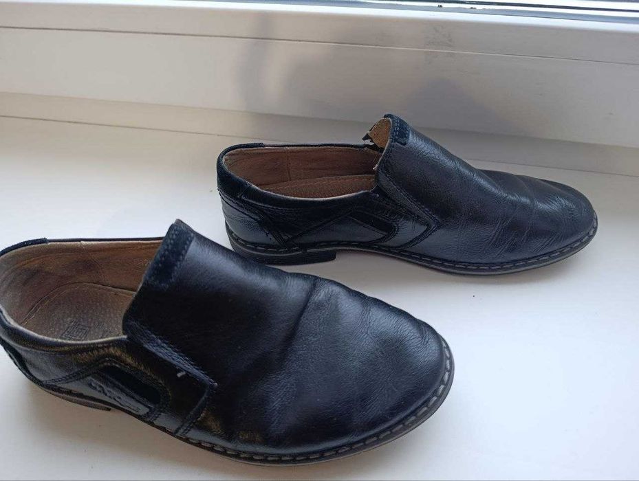 Шкільне взуття на хлопчика устілка 21 см - CROCS, макасини, туфлі, балетки