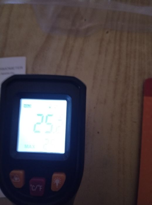 Продам лазерный пирометр до. 400°С . Абсолютно новый на батарейках