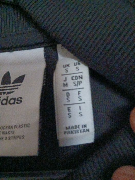 Casaco tamanho S Marca Adidas