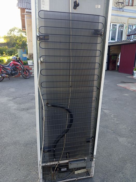 Продам холодильник