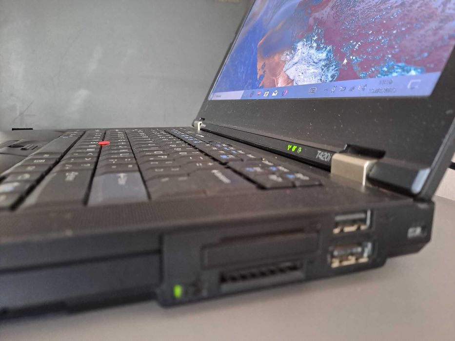 Laptop Lenovo ThinkPad T420i /4GB/i3/500GB