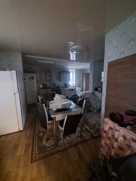 Продаж  будинку на Козацькій