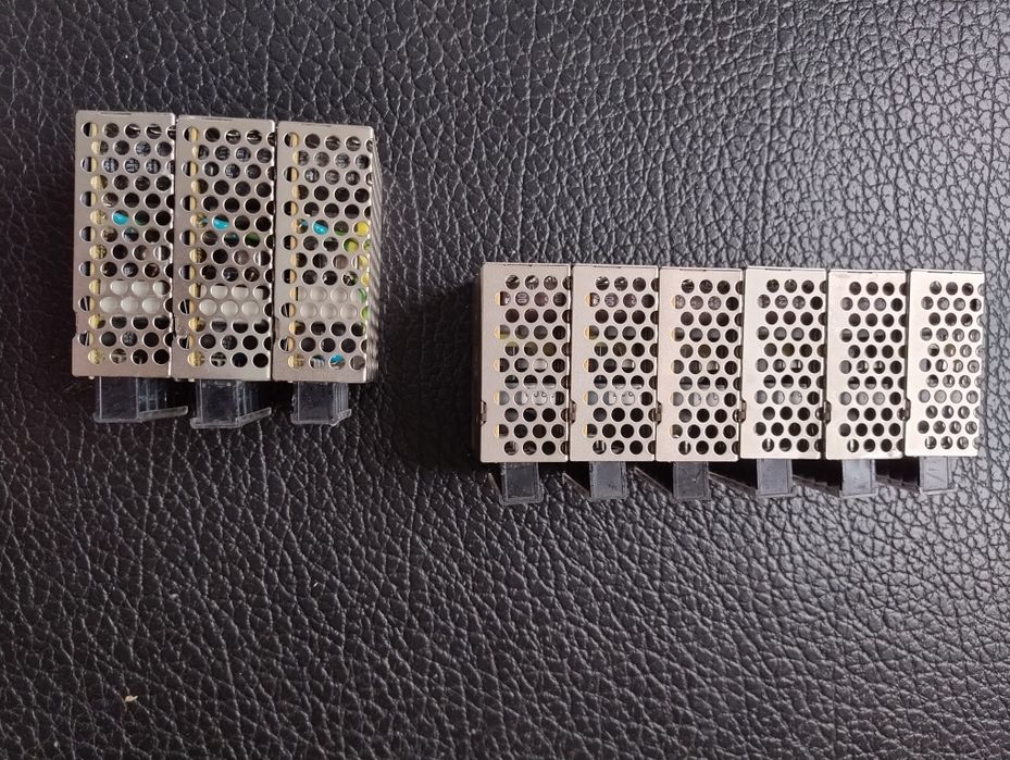 Zasilacze LED do zabudowy Transformator y Mean Well RS Komplet 9 sztuk