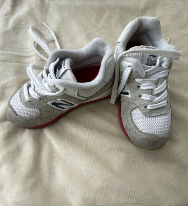 Дитячі кросівки new balance