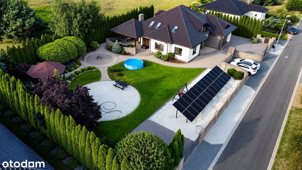 Elegancka rezydencja z nowoczesnymi technologiami | 221 m², Obrzębin.
