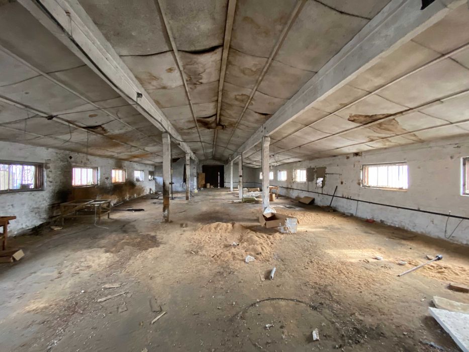 Продаж нежитлових приміщень (ферма) 10589,9м², 9,7592га, Черкаська обл