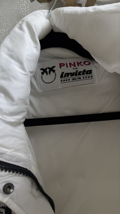 Куртка Pinko біла