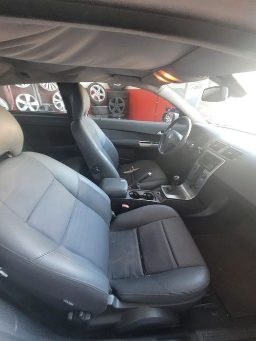 Volvo C30 1.6D de 2006 ás peças