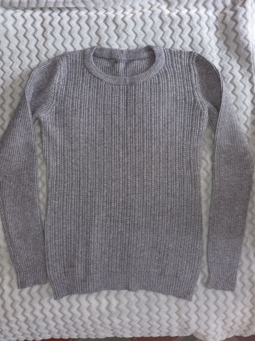 Свитер теплый новый