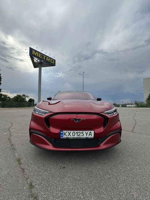 Ford Mustang Mach-E 98кВт ідеальний Premium мустанг мач е