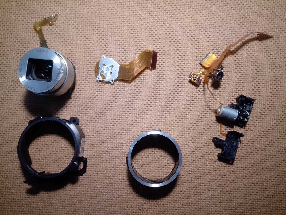 Panasonic /// Wiele części do optyki