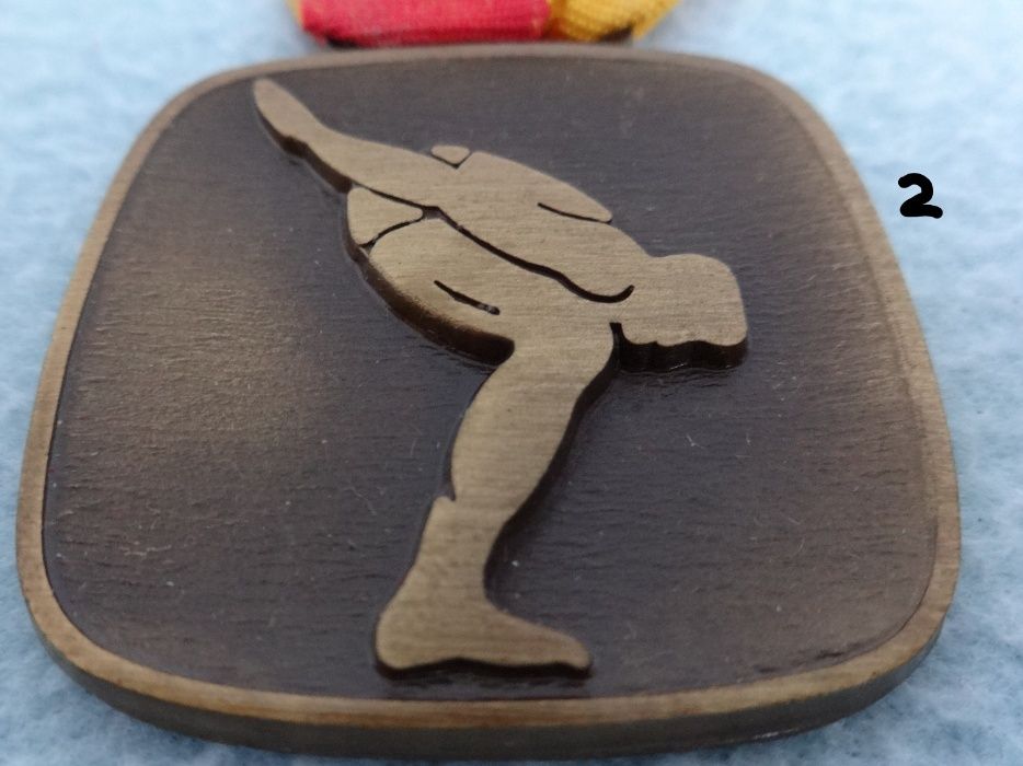 Medalhas Antigas Colónias de Férias