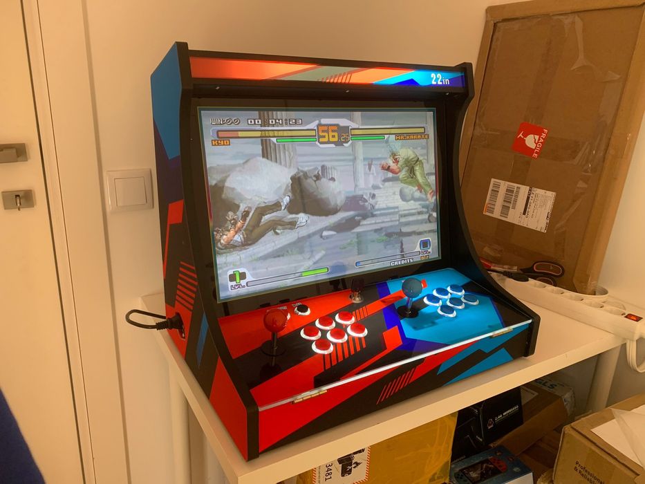 Maquina bartop nova com 26800 jogos, moedeiro e botões iluminados