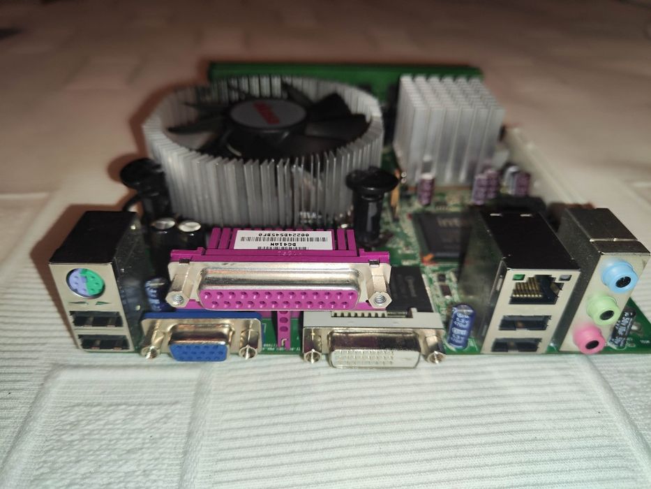 Bundle ITX LGA775422976353091594247