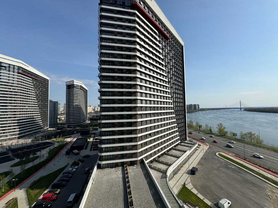 Видова на Дніпро,  ЖК GREAT, Генератор