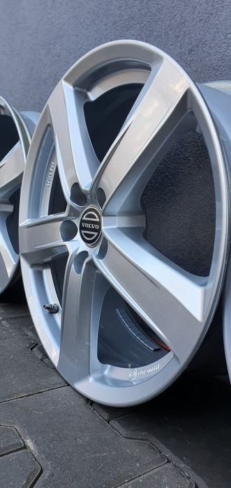18 5x108 Ford Volvo komplet