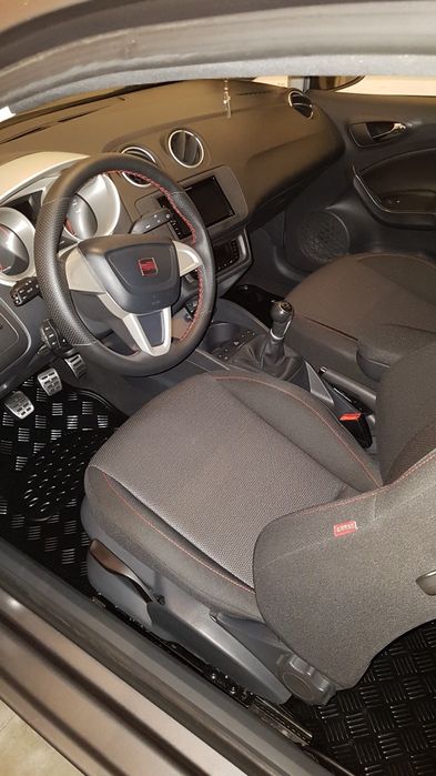 Seat Ibiza 6J 1.9 105cv