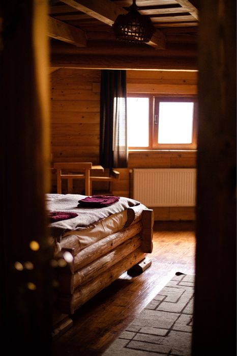 Діючий готель в Карпатах на Драгобраті