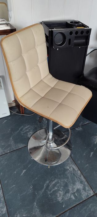 Стілець бровіста Срочно!