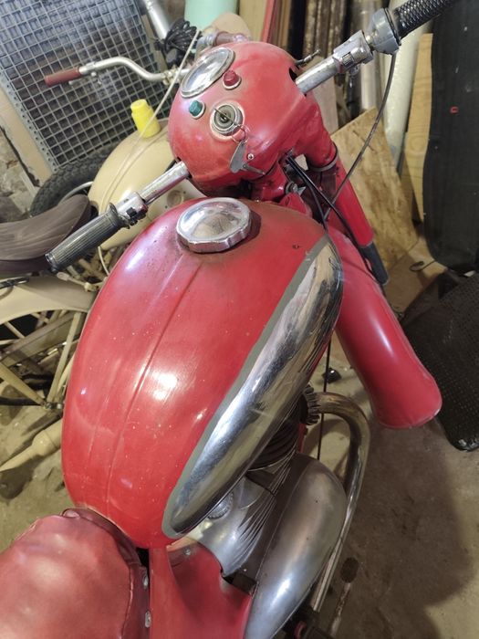 Jawa  1960 r. 353  Kiwaczka
