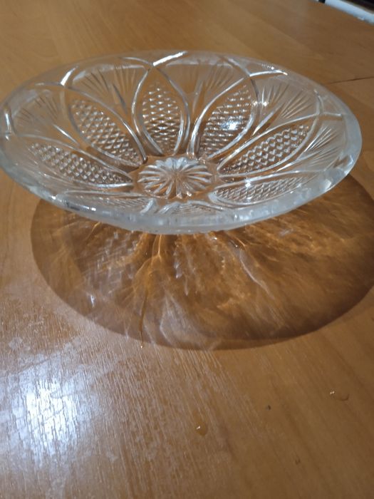 Продам кришталь салатниця