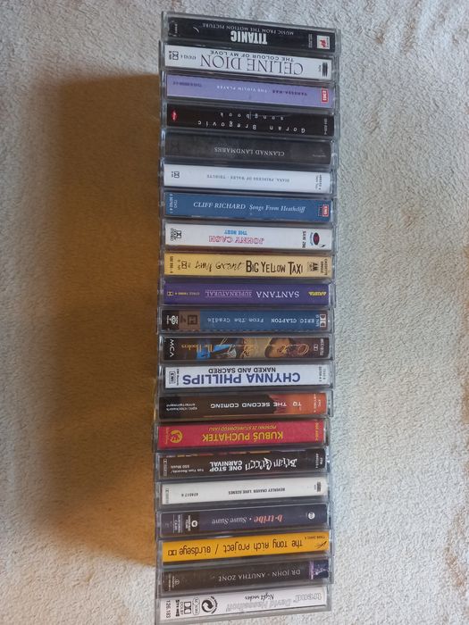 Kaseta magnetofonowa-muzyka zagraniczna