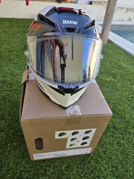 BMW M pro race helmet