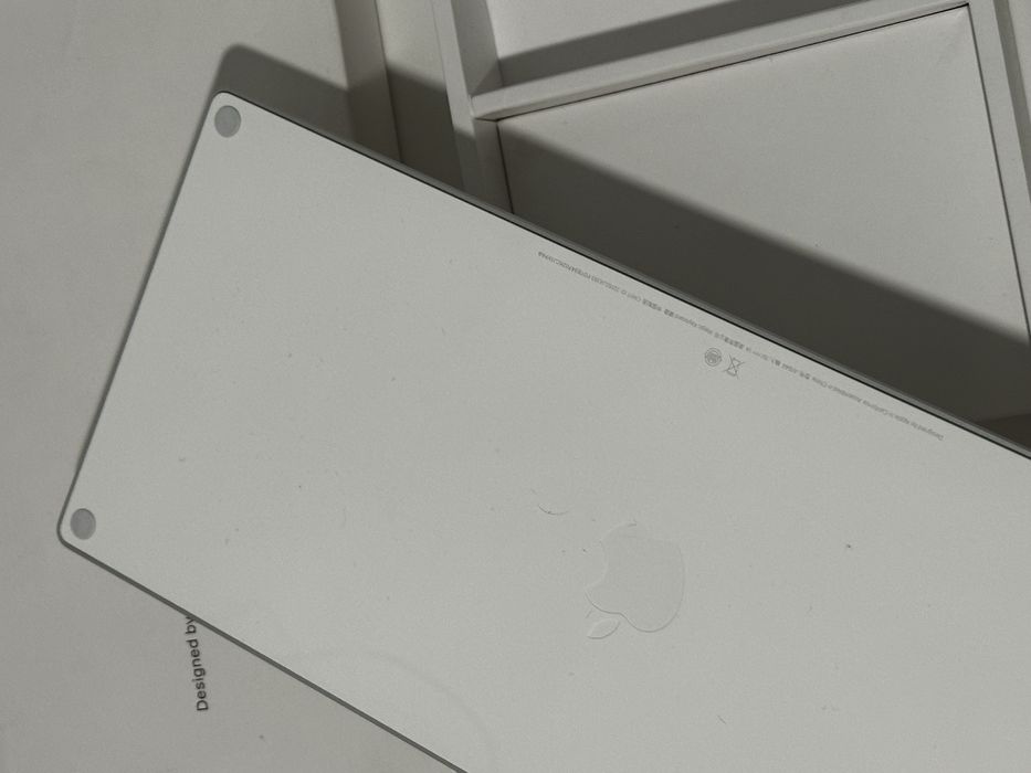 Apple Magic Keyboard 2 (A1644) - Praticamente Novo