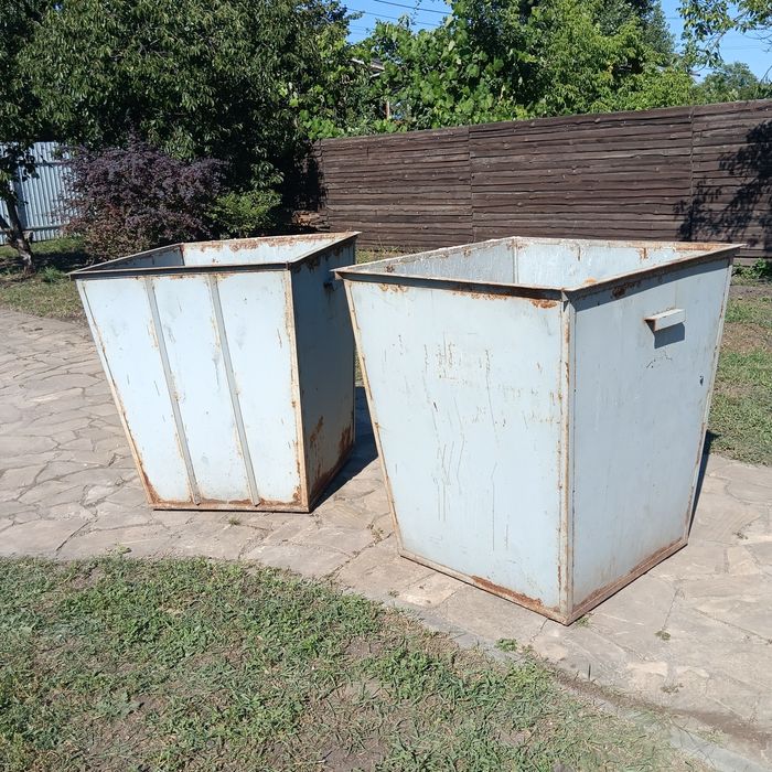 Продам сміттєві баки 0.75 м3