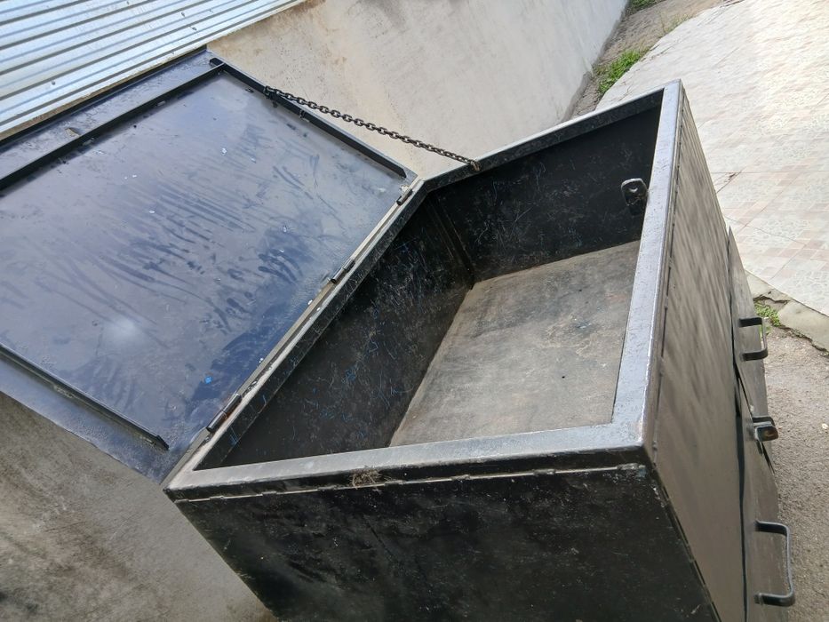 Caixa metálica preta 4mm