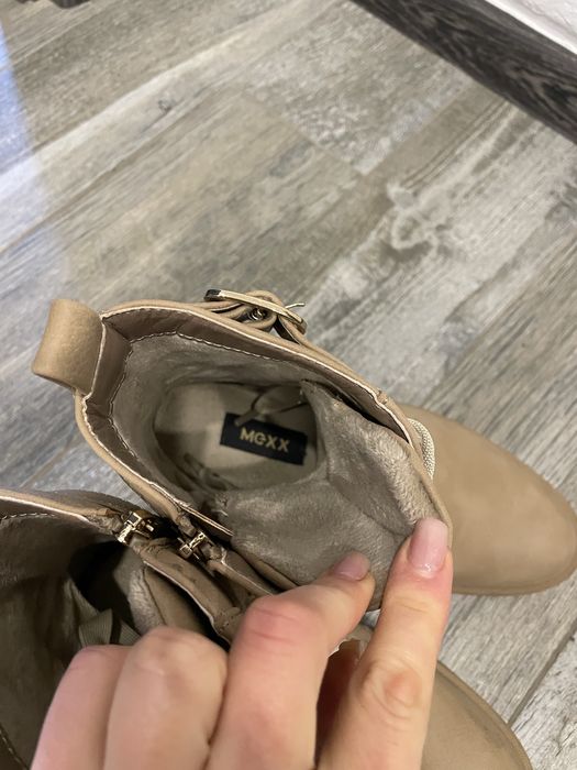 Чоботи жіночі осінні