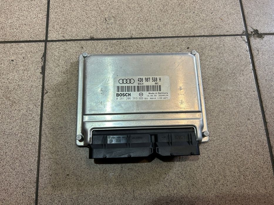 Sterownik Komputer Silnika Audi A6 C5 4.2 V8 Ars