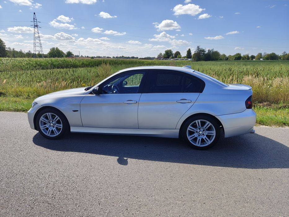 BMW E90 320i 2006rok