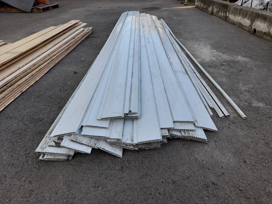 Вагонка пластикова 28 м.кв. Магнезітова плита 125×160 см. Осокорки.