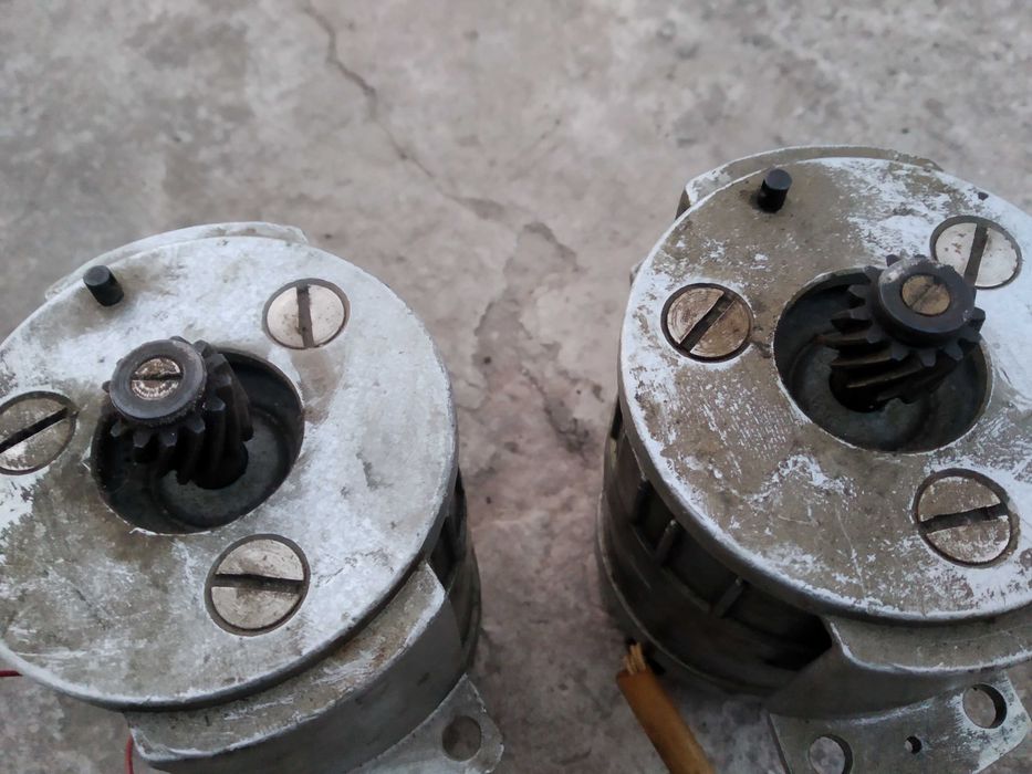 Электродвигатель АВЕ-052-4МУЗ,1350об/мин/4АМ 63 В2 0,55 кВт 2745об/мин