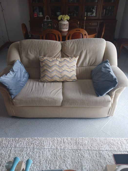 Sofá de 2 lugares