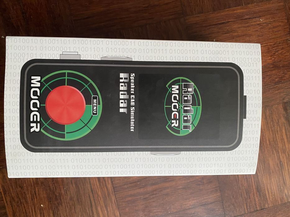 Diversos pedais guitarra