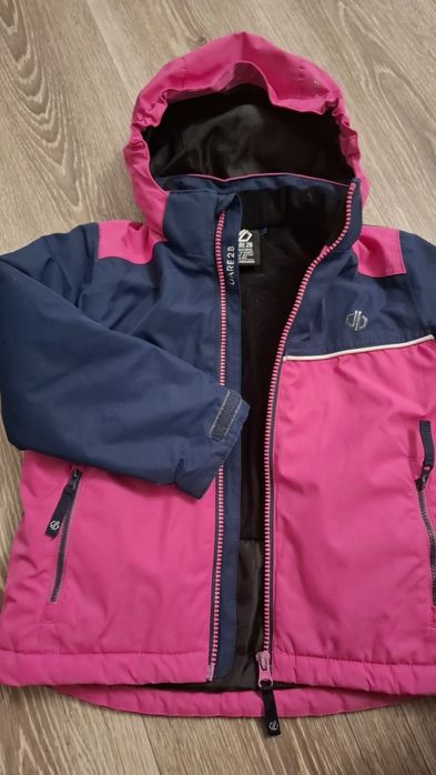 Зимова куртка на дівчинку